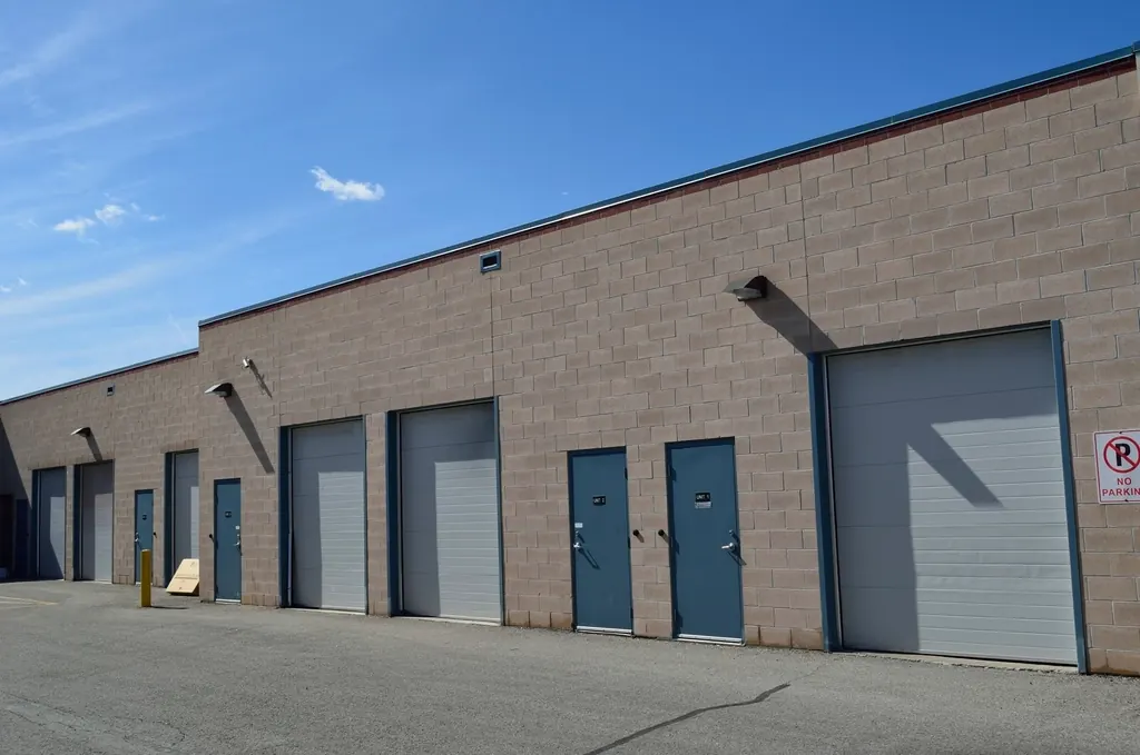 Warehouse building with loading dock doors